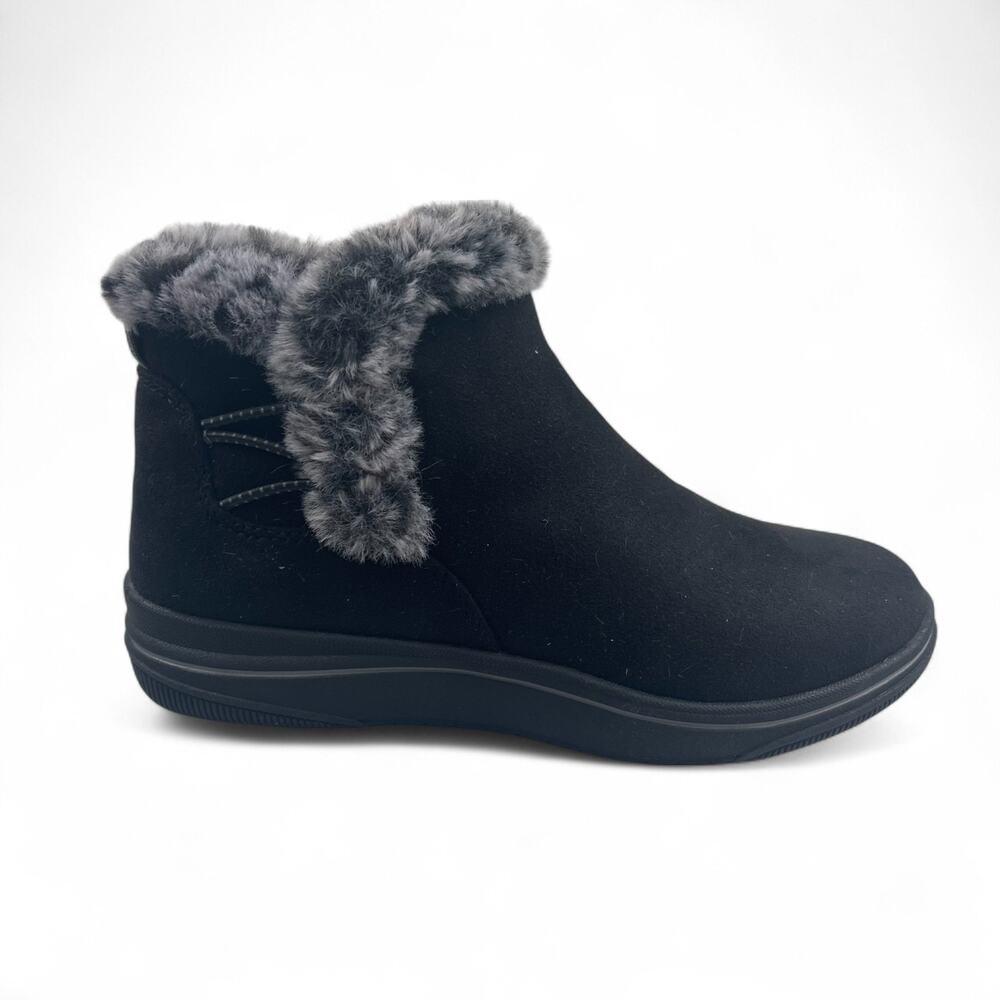 Clarks Breeze Fur Black Ankle Boots Sz 5.5 Vegan Comfort Walking Snow Warm Boho